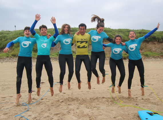 Escuela de surf para ninos Cantabria escuela surf niños Oyambre